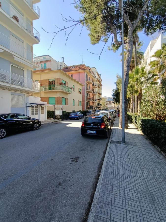 Residenza Topazio San Benedetto del Tronto Exterior foto