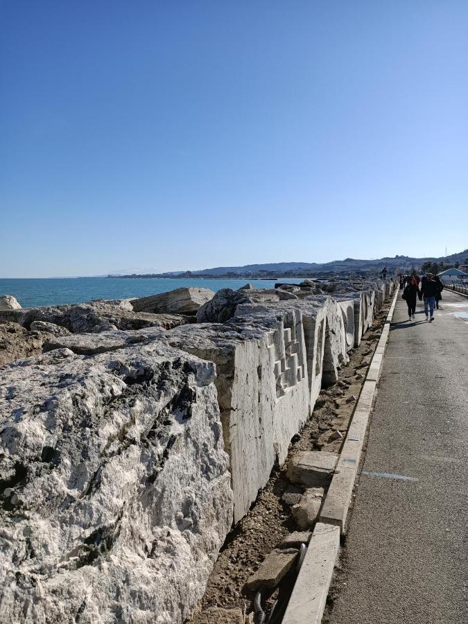Residenza Topazio San Benedetto del Tronto Exterior foto