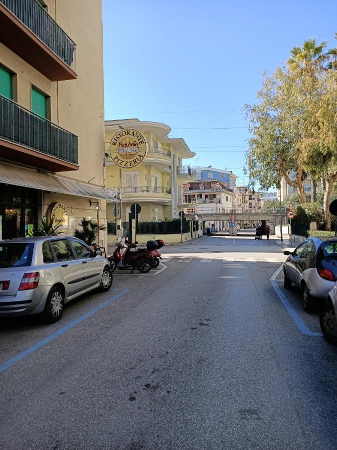 Residenza Topazio San Benedetto del Tronto Exterior foto