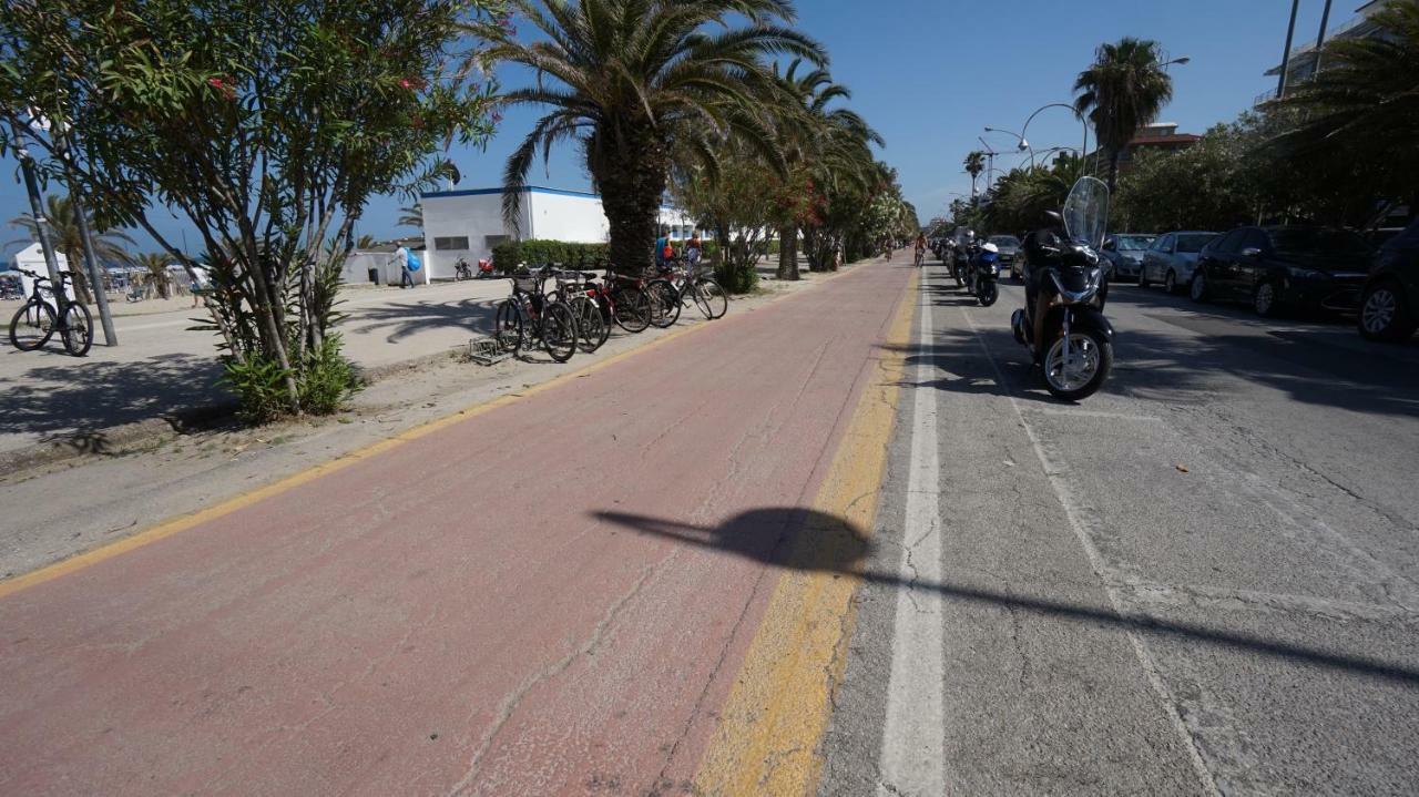 Residenza Topazio San Benedetto del Tronto Exterior foto